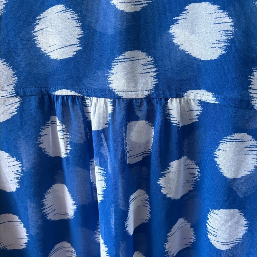 Chico’s Ikat Dot Blouse Size 8 Long Sleeve Semi Sheer Office Career Quiet Luxury - Picture 10 of 15